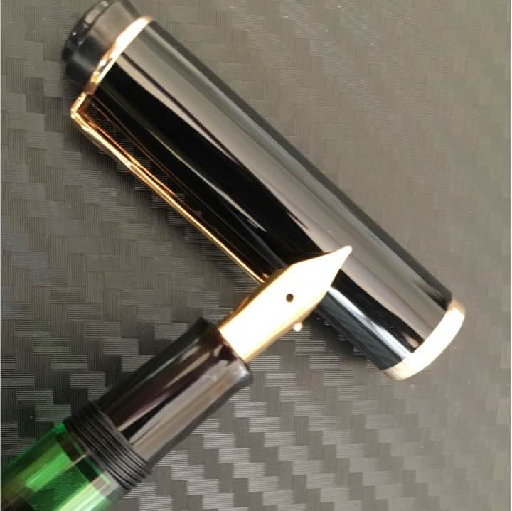 【新品格安】PELIKAN 万年筆 F