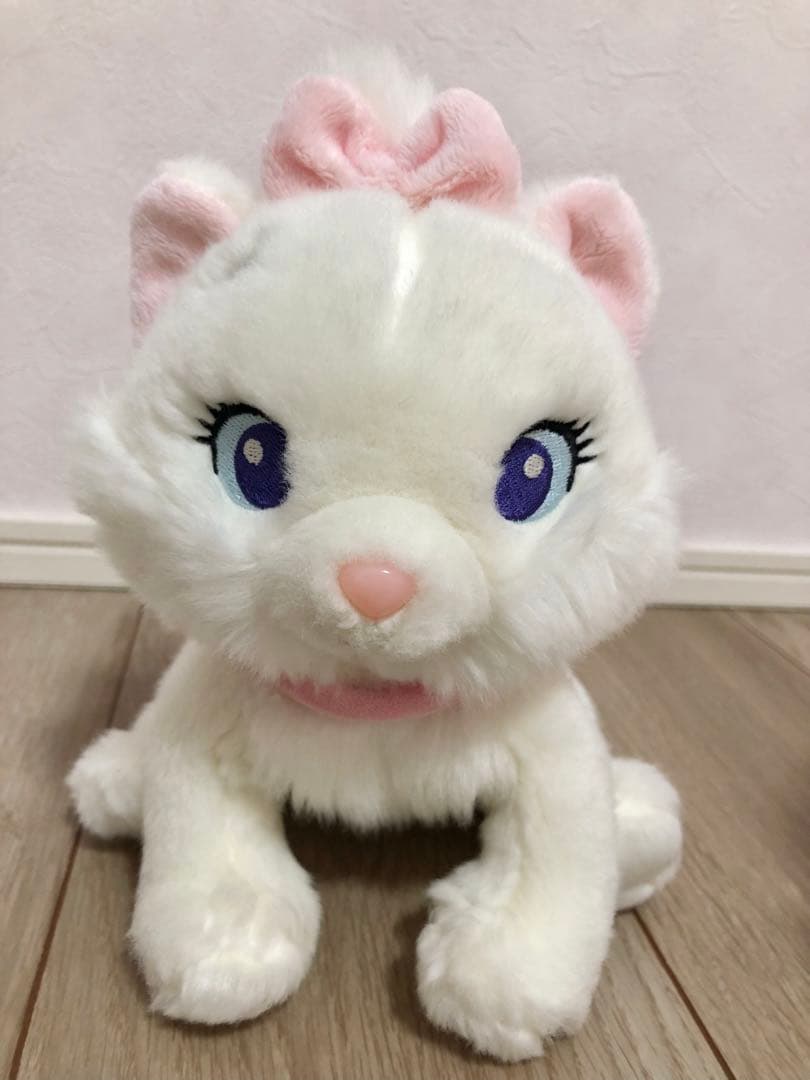 マリーちゃん　ディズニーストア　ぬいぐるみ　寝そべりぬいぐるみ　レア　販売終了