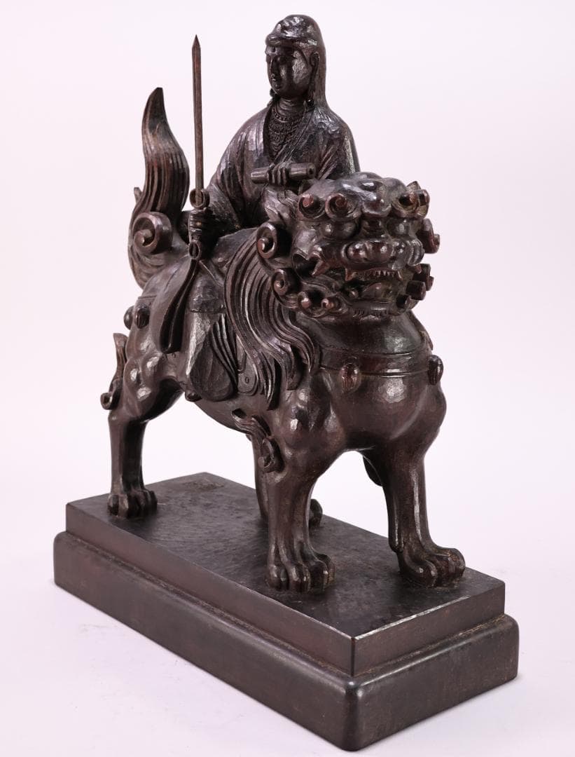 でこい　石崎秀峰 勤作 「 木彫 文殊菩薩 」 金銘　共箱 高さ37.5㎝