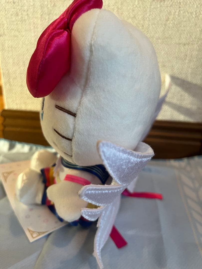 サンリオ　セーラームーン　キティ　エターナルセーラームーン　ぬいぐるみ