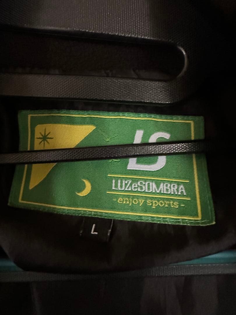 LUZeSOMBRA ブラック 高級ベンチコートLサイズ定価10万前後【送料込】