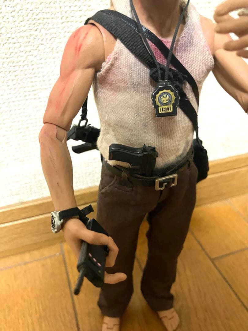 本日終了　ダイハード　1/6カスタム　フィギュア　ホットトイズ　ブルースウィルス