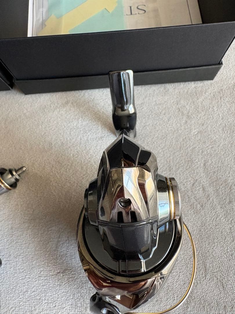 美品　シマノ　14ステラC2000S 管釣り　トラウト　渓流　アジング