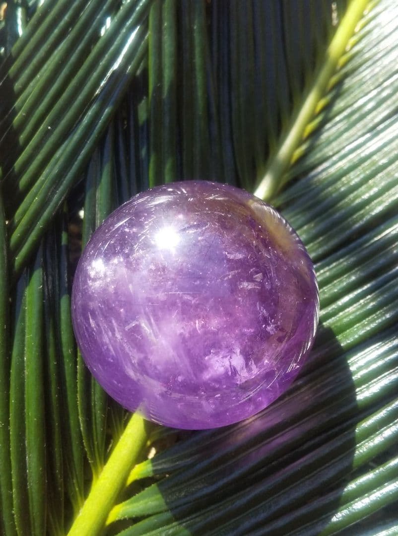 セール　アメトリン スフィア 丸玉 虹入り クリスタルガラス台座付き