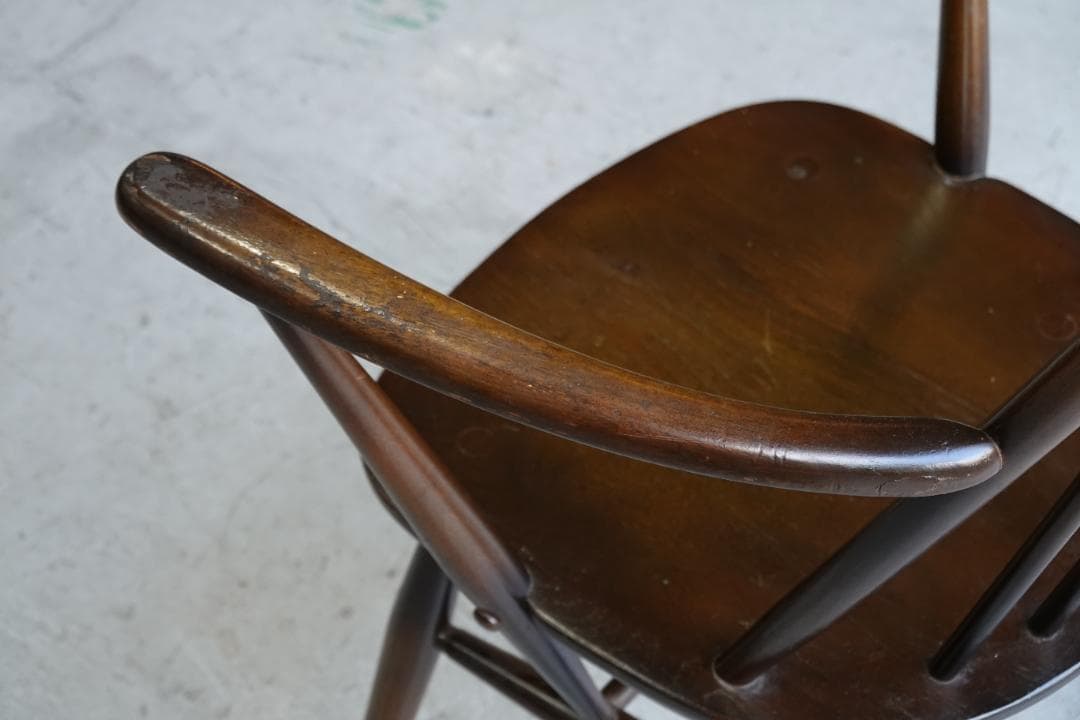 ー ERCOL　1960s ー　クエーカーアームチェア　アーコール　エルム材