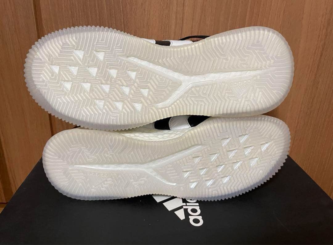 新品 24.5cm アディダス プレデター アクセレレイター TR