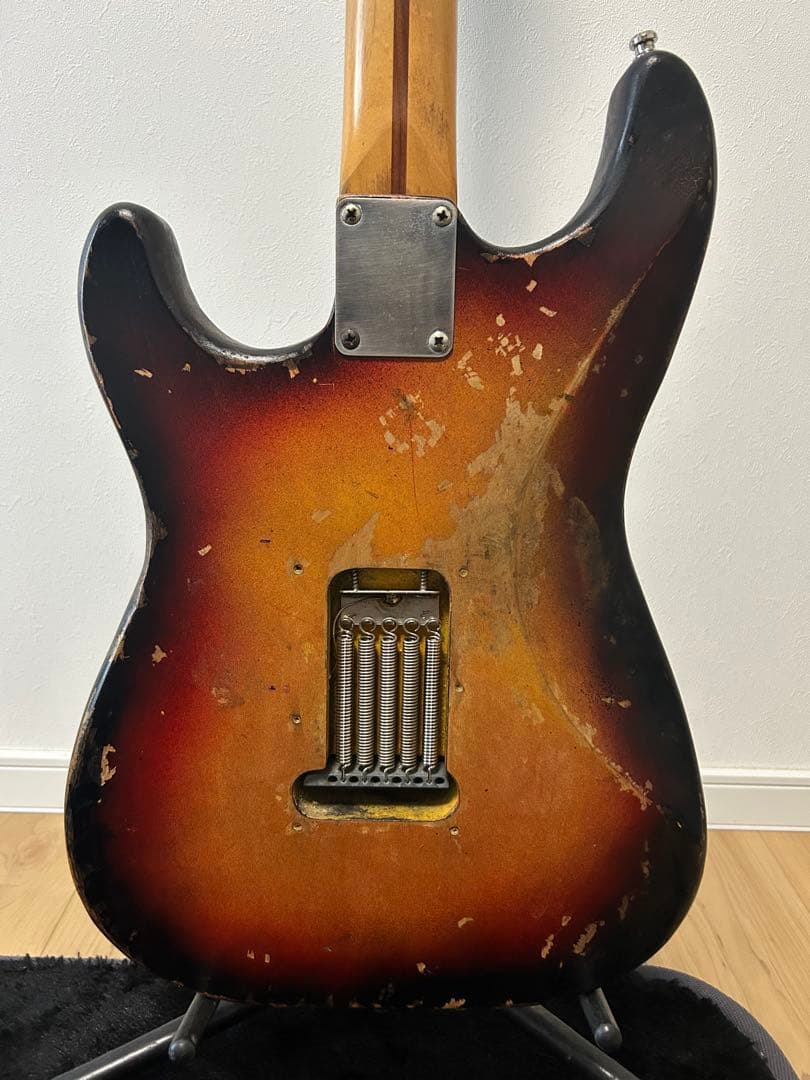 Fender Stratocaster ストラトキャスター　レリック？