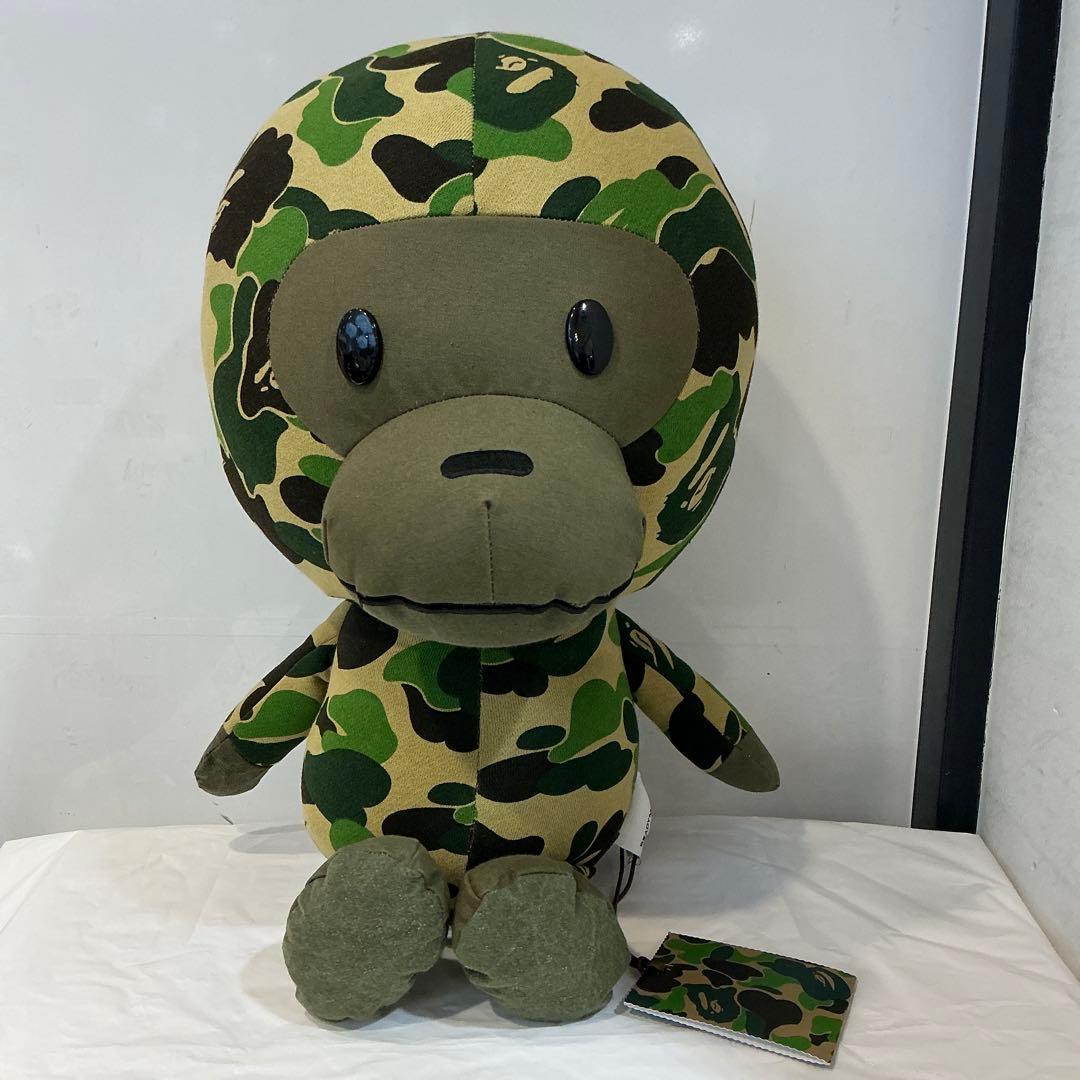A BATHING APE アベイシングエイプ　Doll
