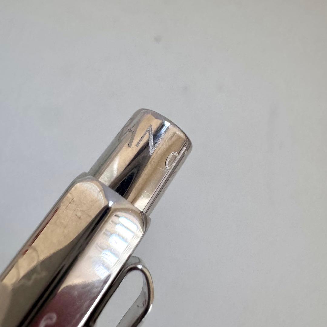 Pent by CARAN d'ACHE カランダッシュ エクリドール スズラン