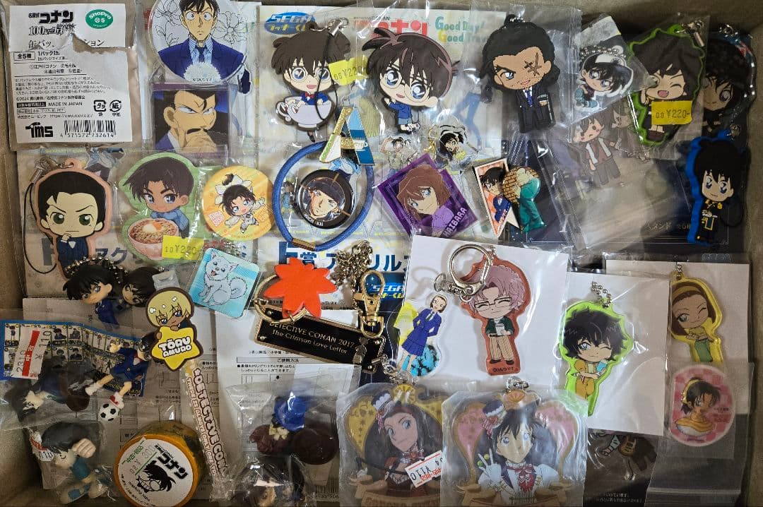 名探偵コナン　まとめ売り　アニメグッズ　キャラクターグッズ
