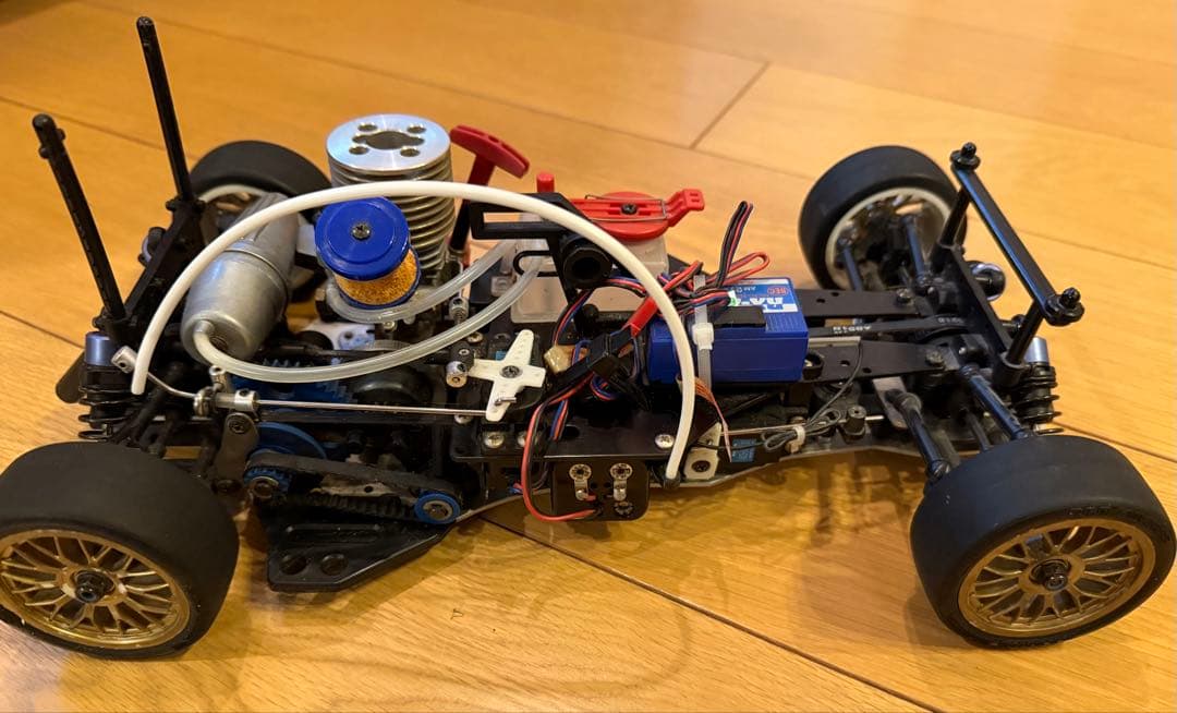 kyosho 京商 FORD ESCORT エンジンラジコン カー ジャンク品