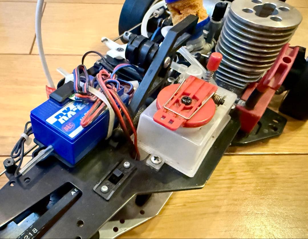 kyosho 京商 FORD ESCORT エンジンラジコン カー ジャンク品