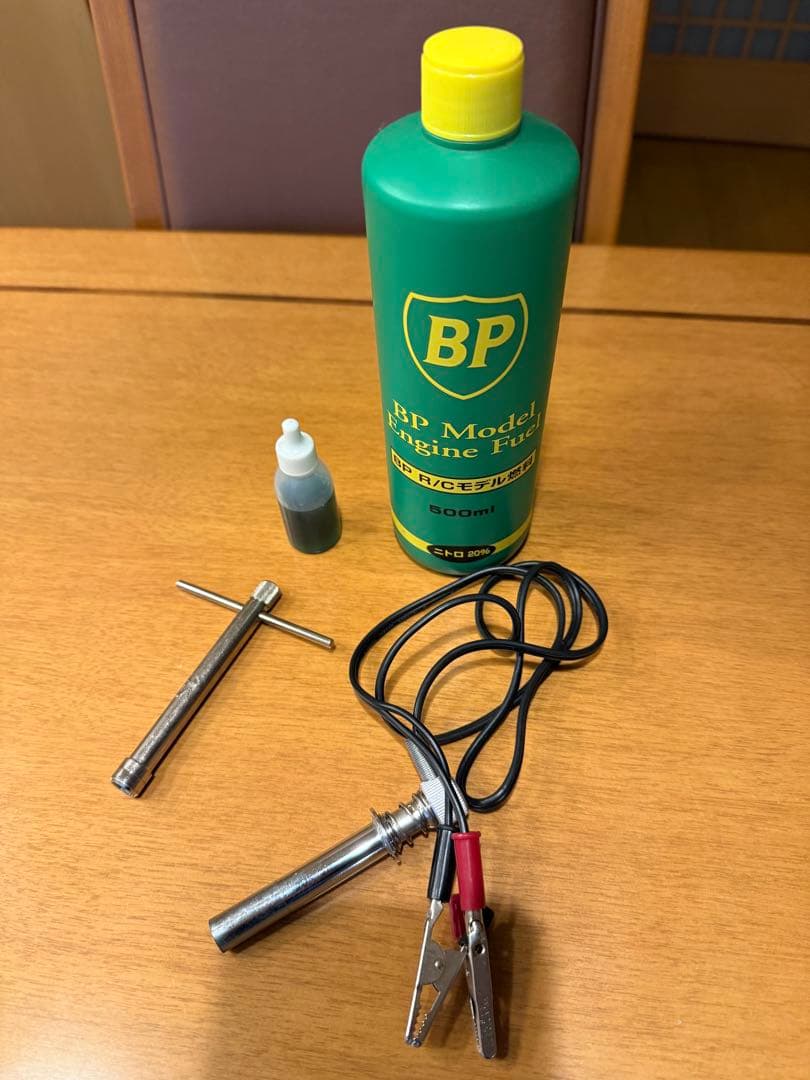 kyosho 京商 FORD ESCORT エンジンラジコン カー ジャンク品