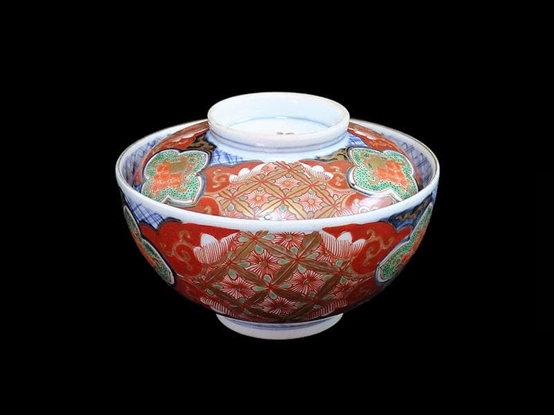 古伊万里　金襴手　七宝紋に菊花四方襷紋の図　大振蓋茶碗　A531AS-CJb