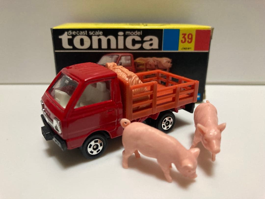 トミカ　No.39 黒箱　日本製　スズキ　キャリィ　家畜運搬車