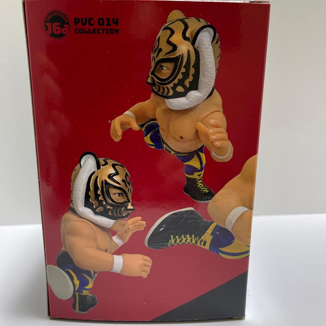 超美品　初代タイガーマスク　伝説バージョンフィギュア　新品、未開封
