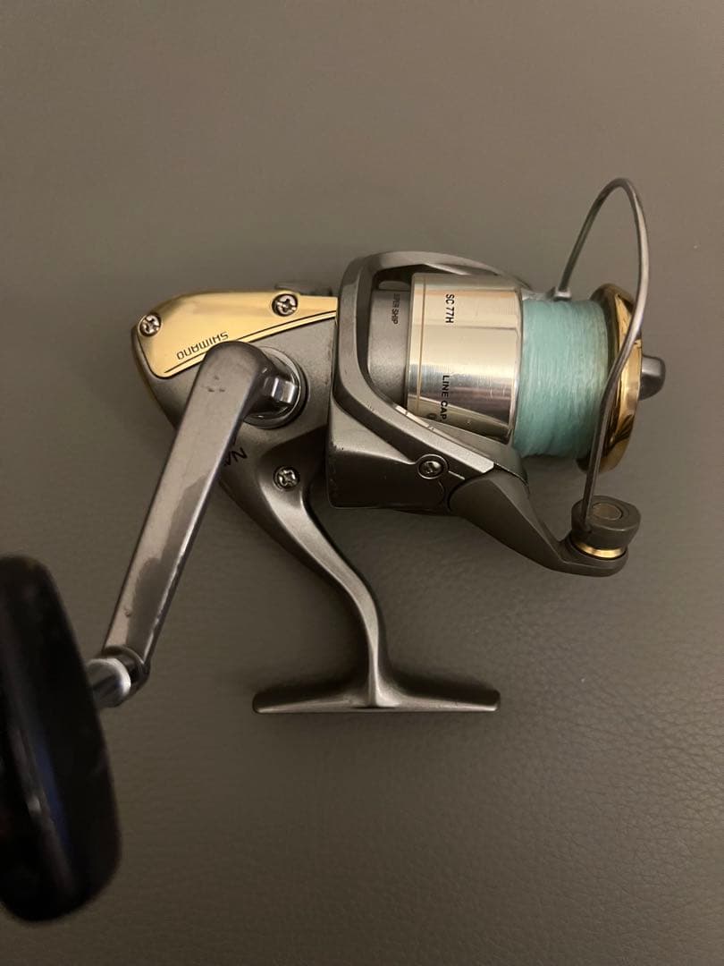 navi4000シマノスピニングリール シルバー・ゴールド