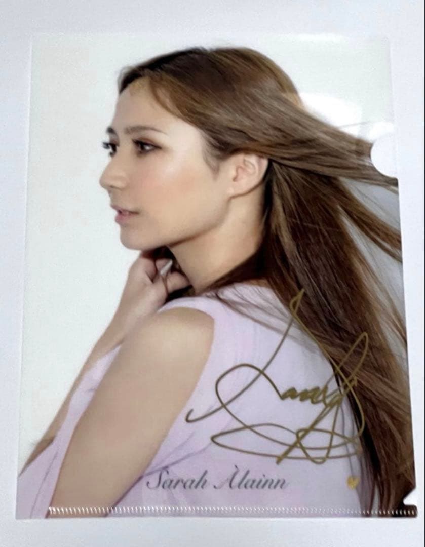 サラ・オレイン　直筆サイン入りクリアファイル3枚