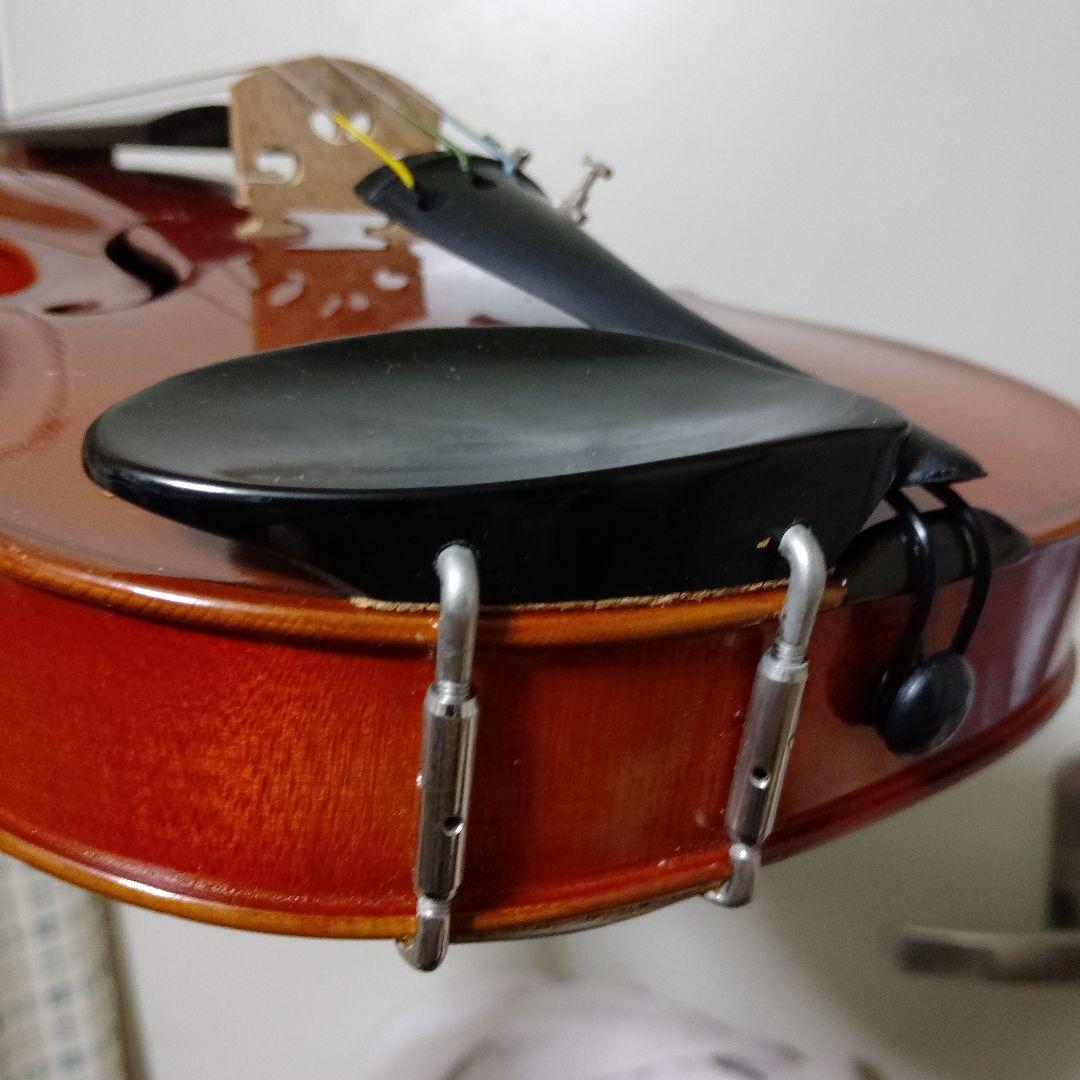 ♥️値下しました♥️スズキバイオリン4/4♥️品番200♥️肩当て弓ケ―ス松脂付