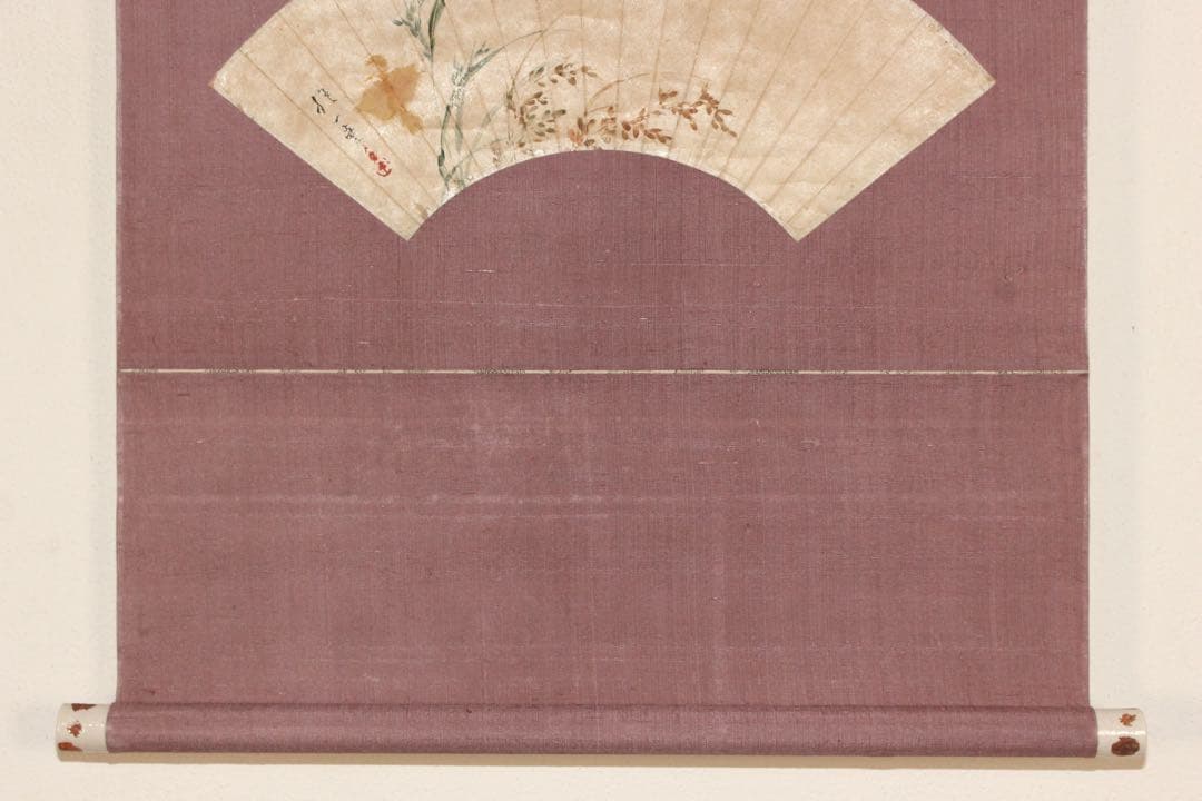 No5265 掛軸　酒井抱一　稲穂図　扇面　紙本着色　陶器軸先　合箱　送料無料