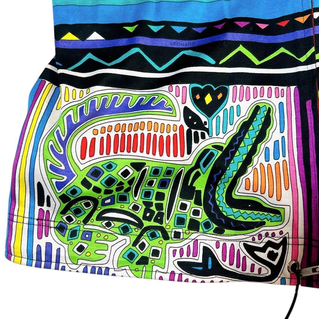 極美品レオナール LEONARD マルチカラー ジップアップブルゾン アニマル柄