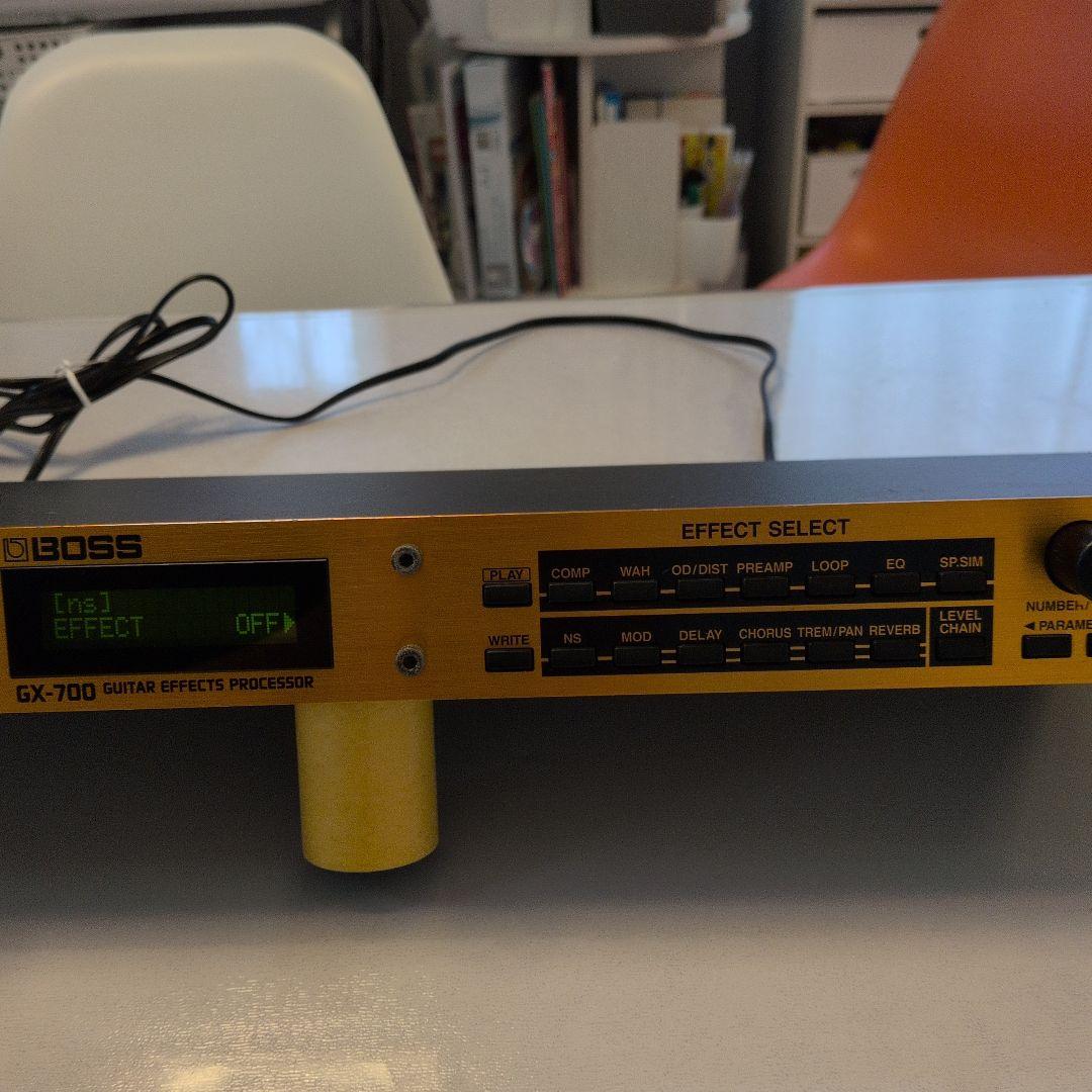 早いもの勝ち　BOSS GX-700 ギターマルチプロセッサー