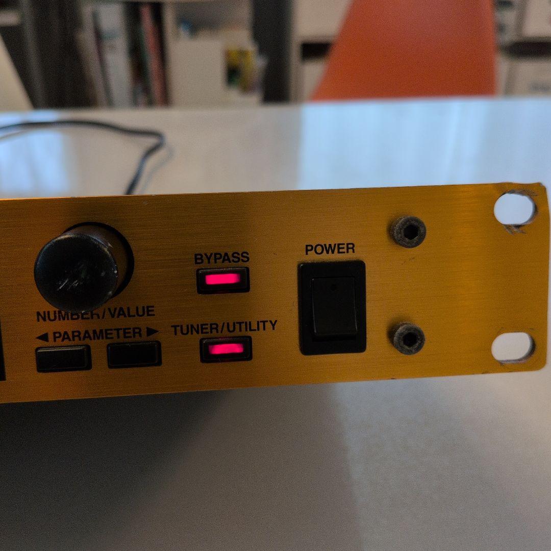 早いもの勝ち　BOSS GX-700 ギターマルチプロセッサー