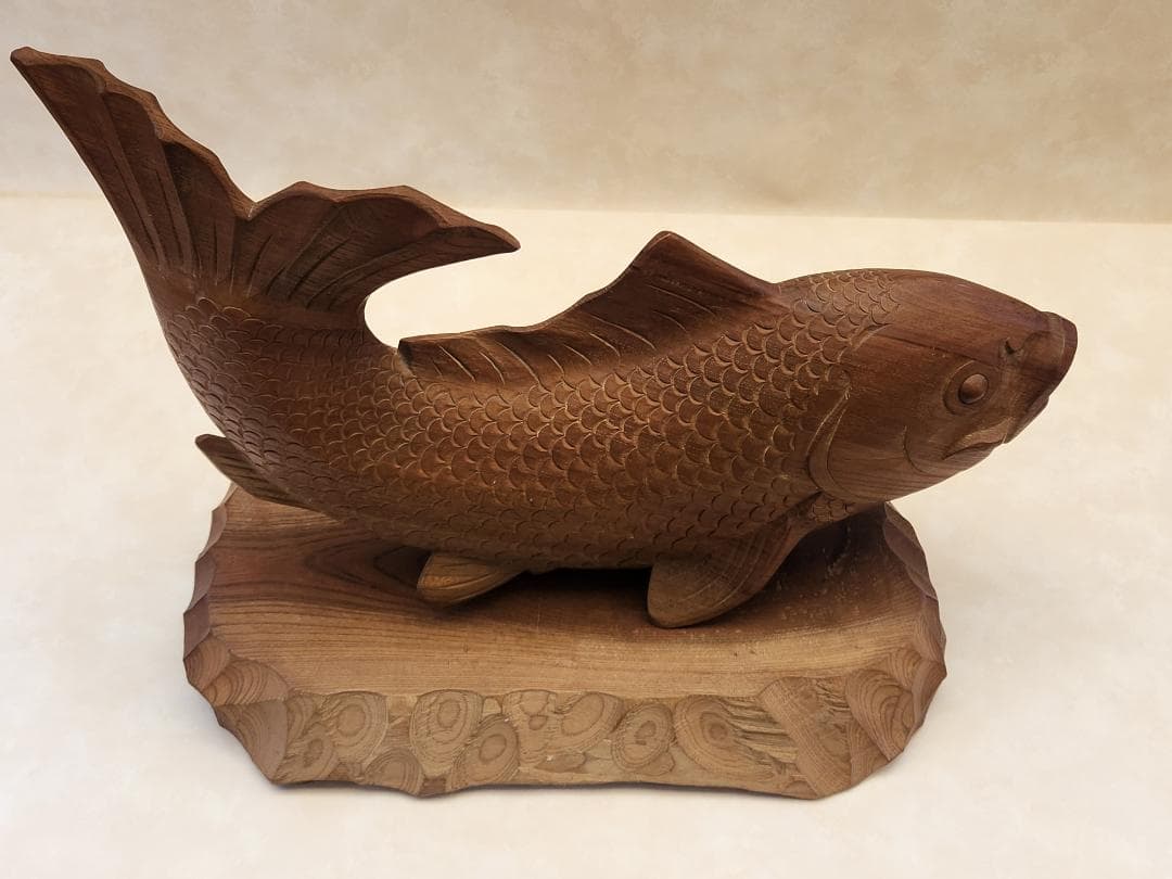 木製 魚の彫刻 伝統工芸品