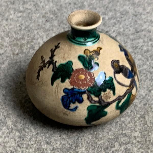 九谷焼青手角福菊に小鳥図油壺 [B28383]