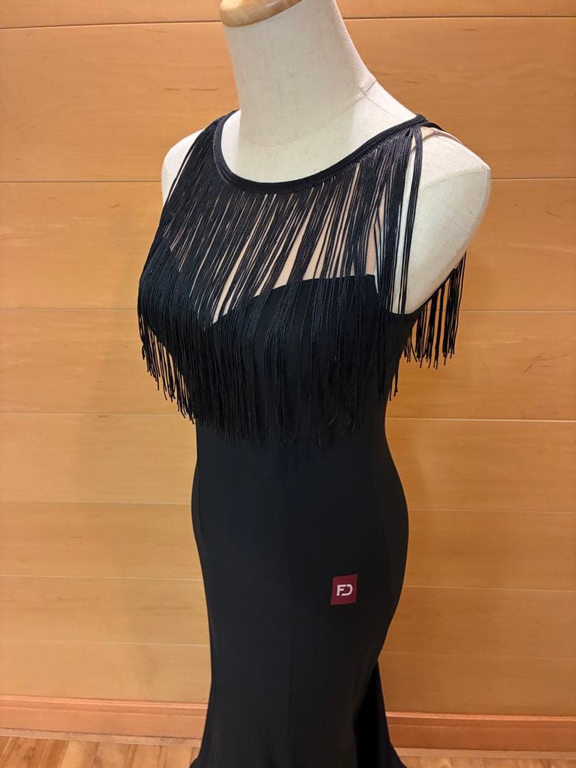 FDカンパニー　フリンジ付きブラックマーメイドドレス