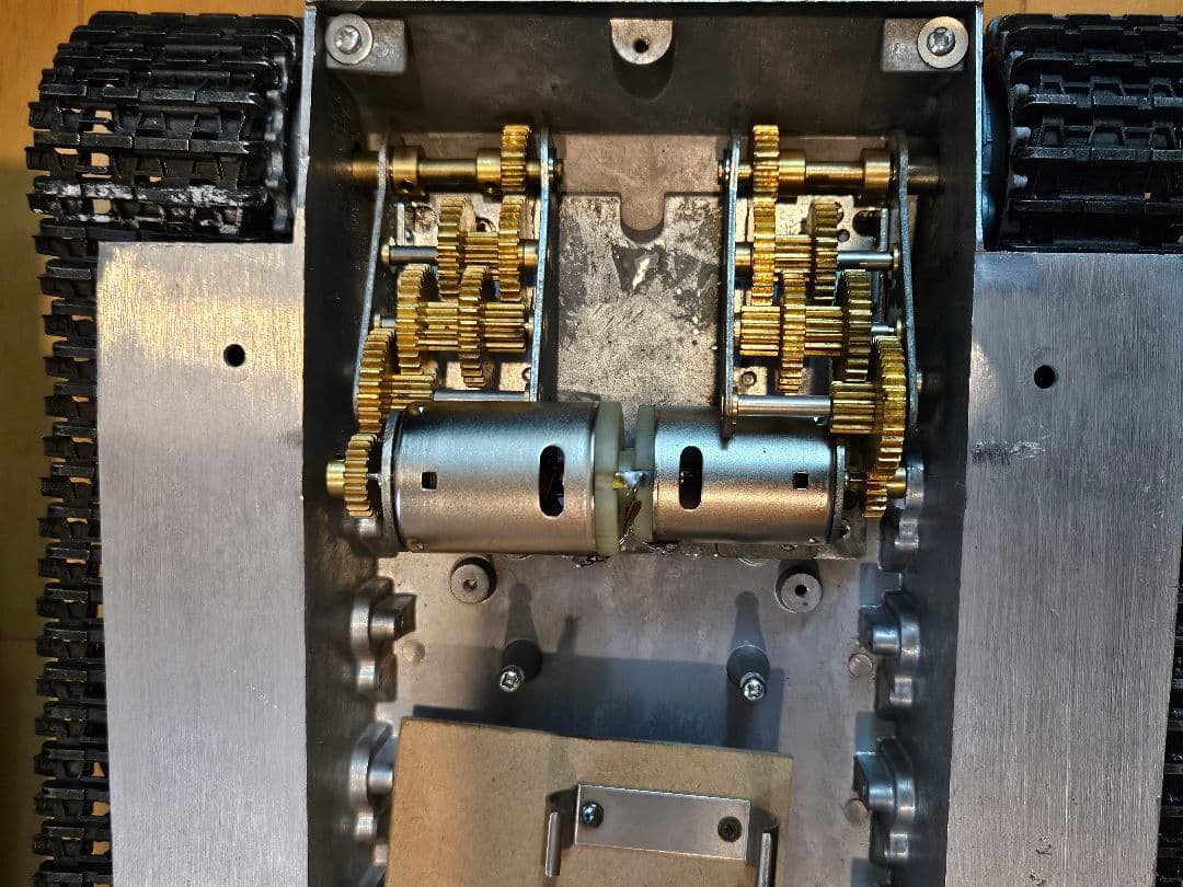 新品1/16フルメタル　タイガー 戦車 ラジコン　展示品