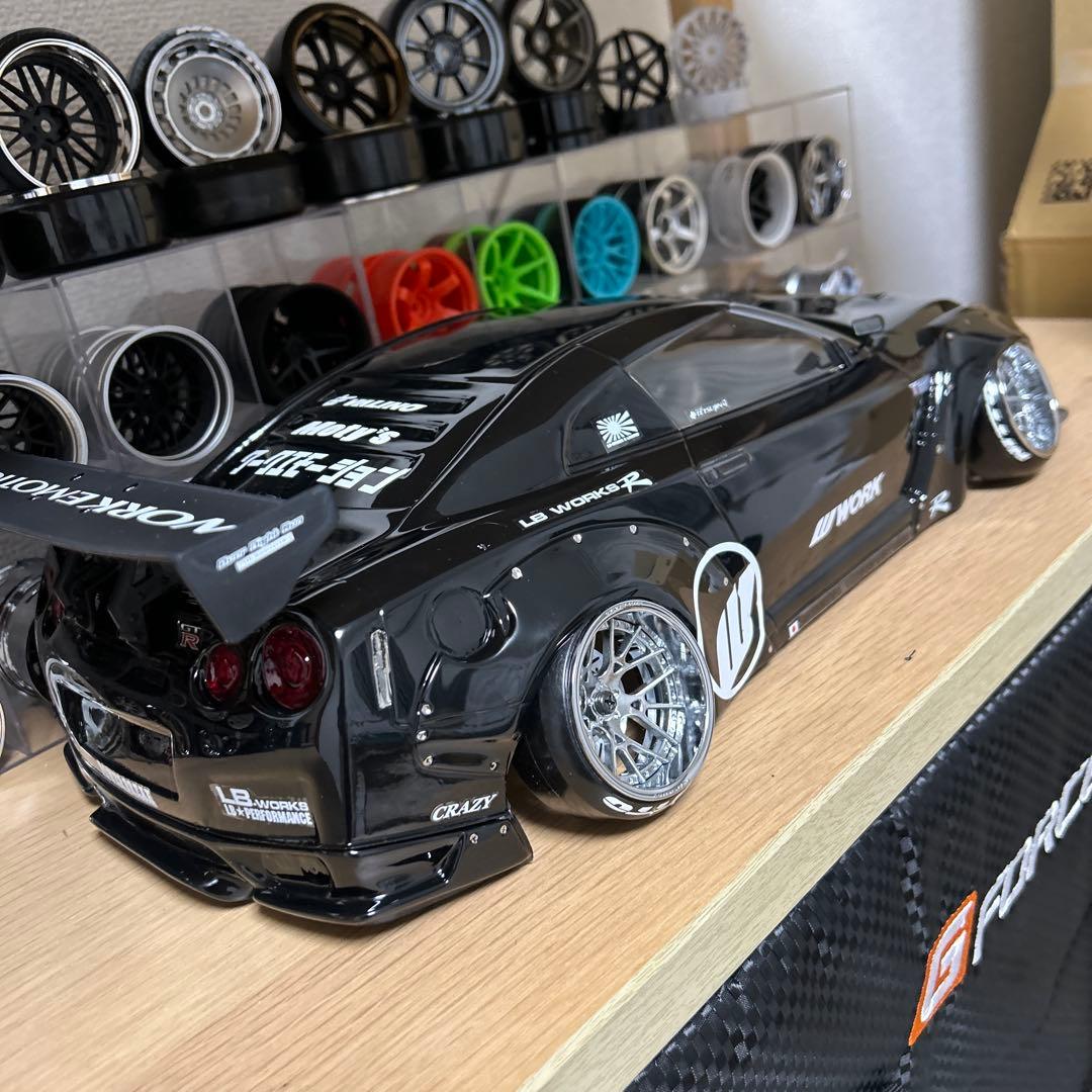 チーム鉄人　日産スカイライン35GTRボディ　新品未使用品！専用品の為購入不可！
