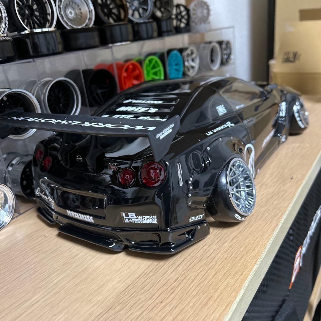 チーム鉄人　日産スカイライン35GTRボディ　新品未使用品！専用品の為購入不可！