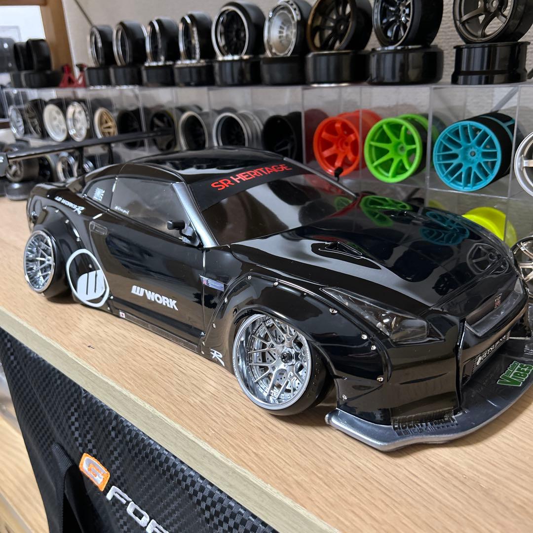 チーム鉄人　日産スカイライン35GTRボディ　新品未使用品！専用品の為購入不可！