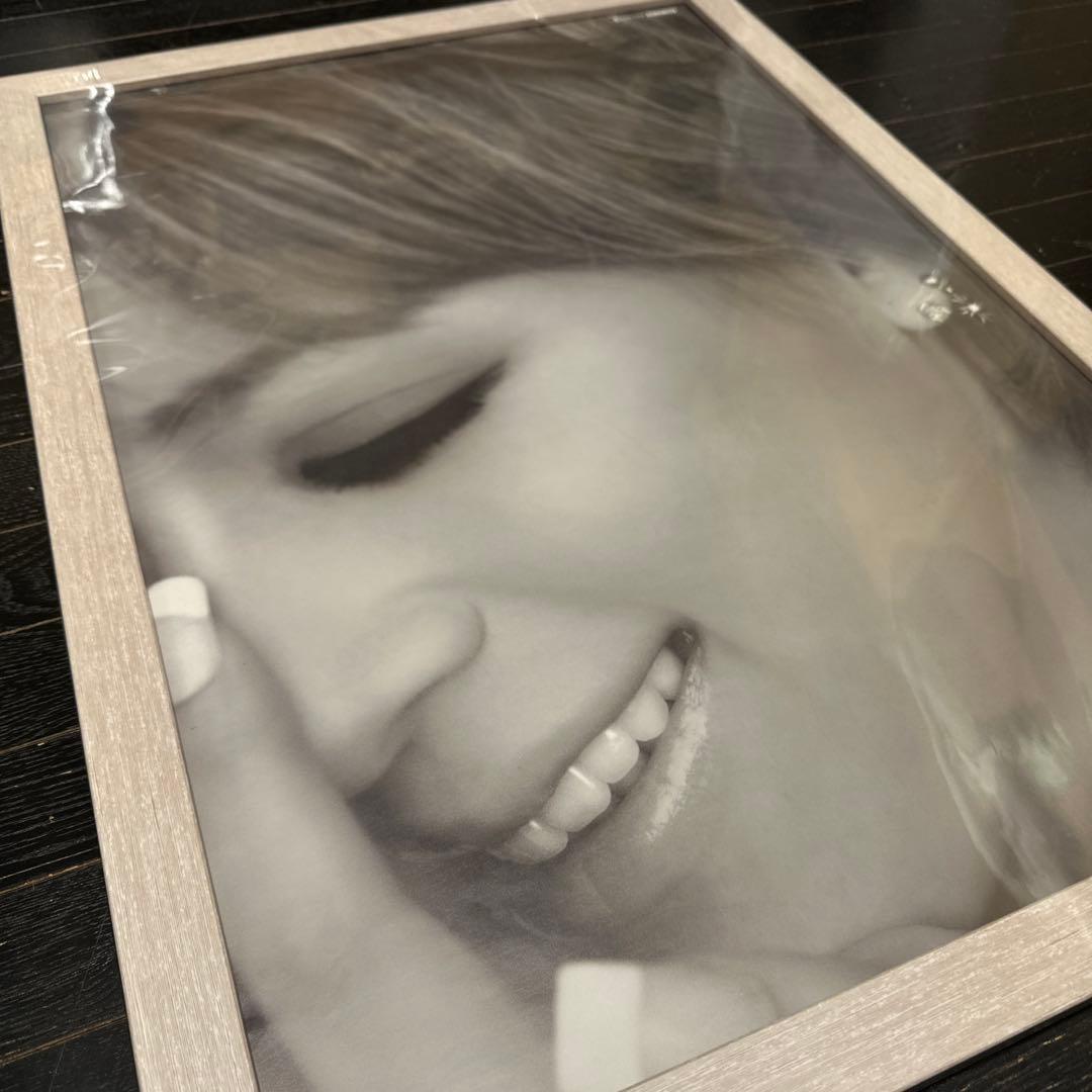 セール品　浜崎あゆみ　B2ポスター　新品額装付き