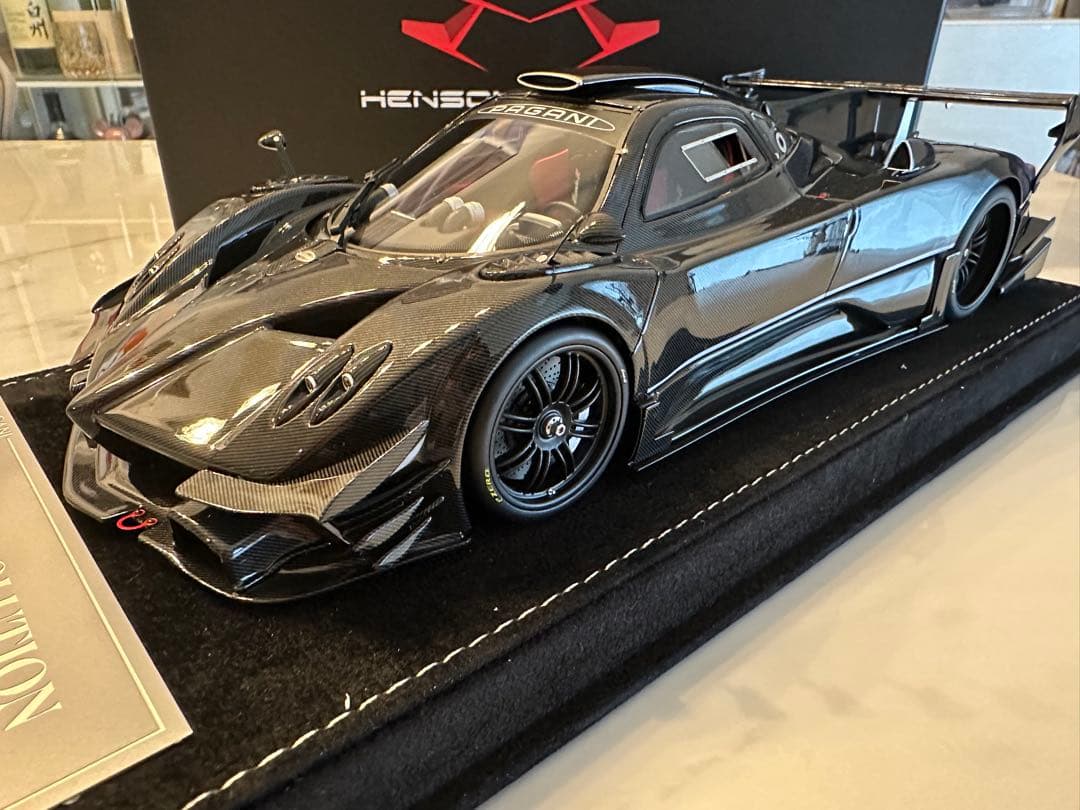 入手困難 HH モデル 1/18 パガーニ Zonda R ブラックカーボン