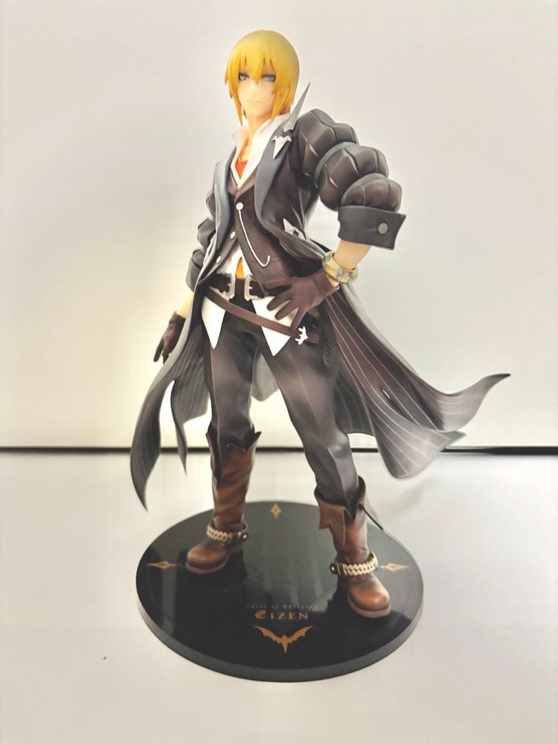 テイルズオブベルセリア　アイゼン　フィギュア