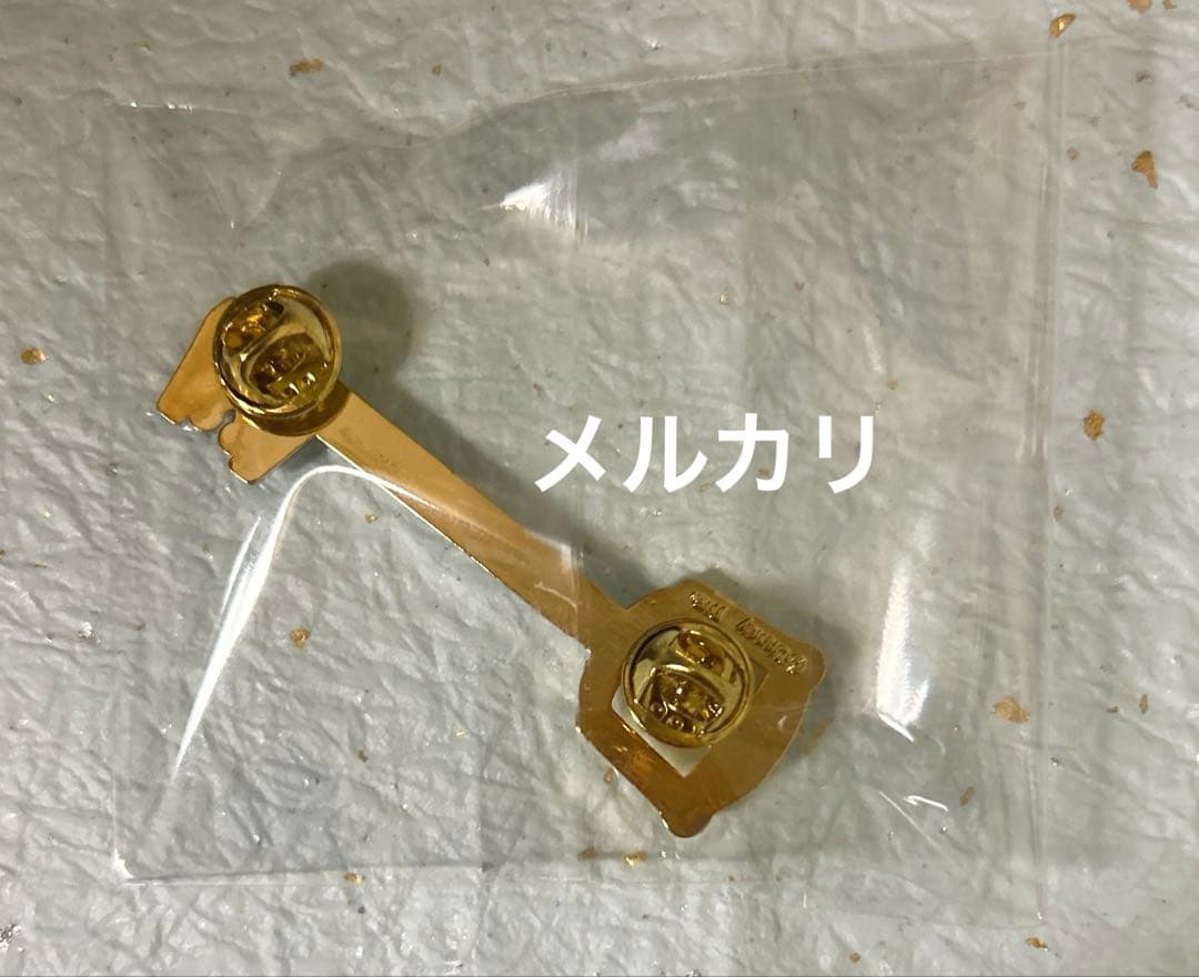 キングダムハーツ　キーブレード　ピンバッジ　1点