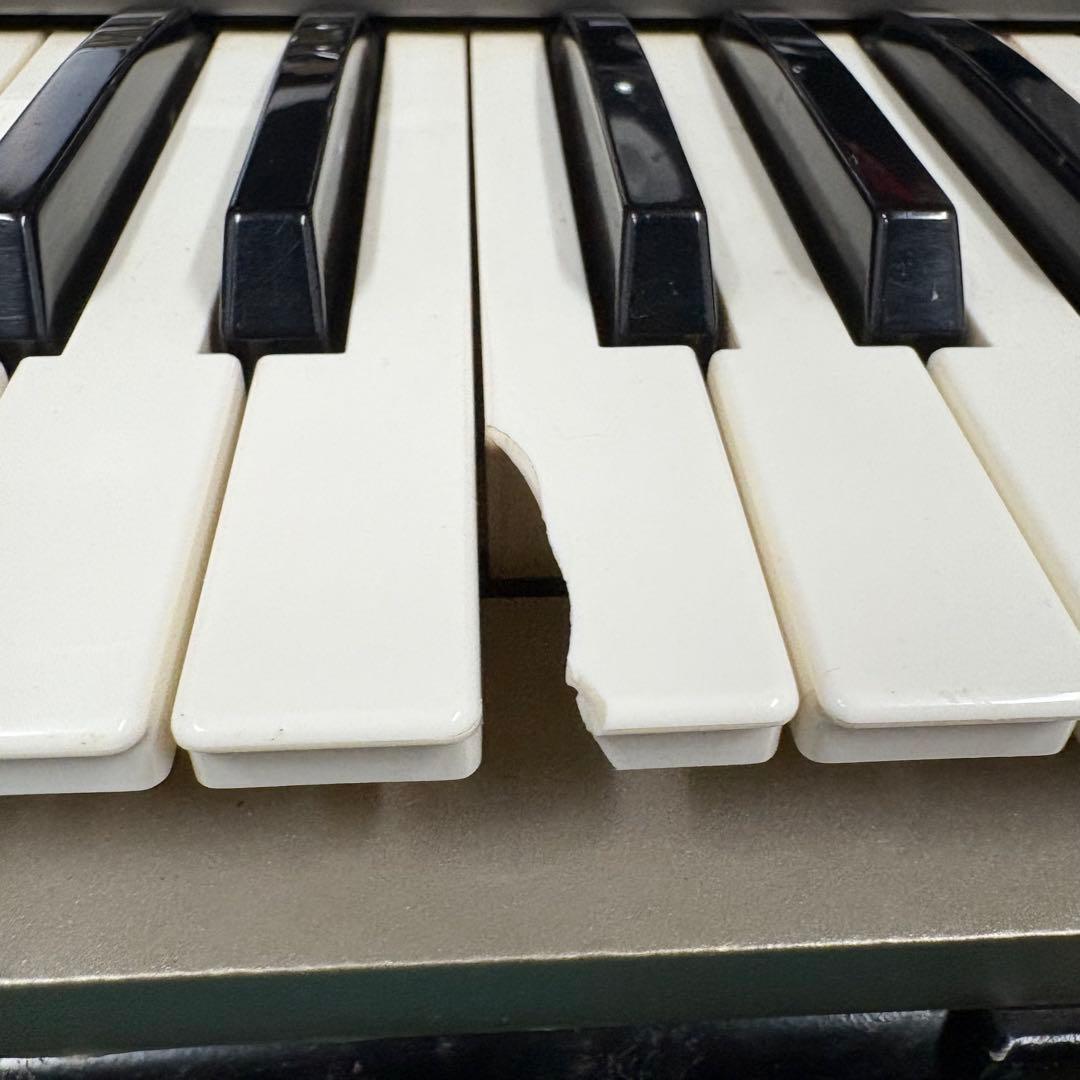 【現状品】KORG POLY-61 アナログシンセサイザー ケース付き