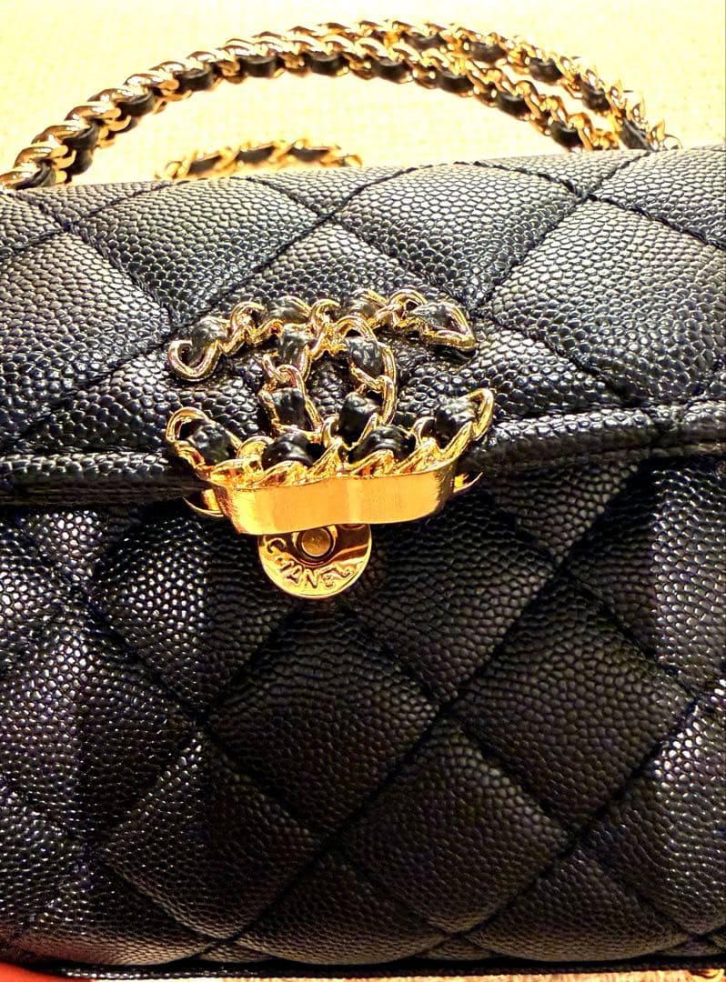 え*ん様 CHANEL VIPノベルティ　非売品　ショルダーバッグ　キャビアスキ