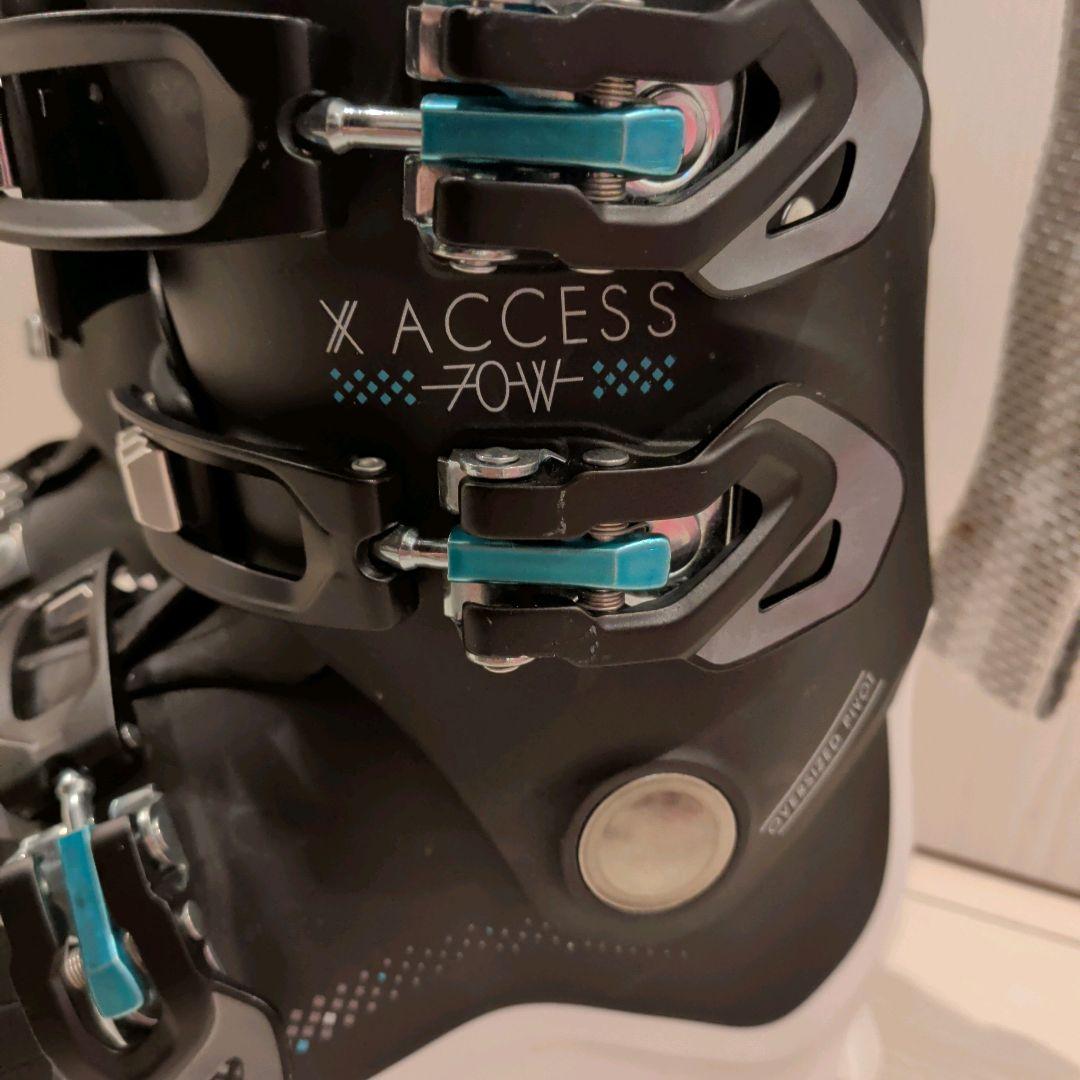 【美品】Salomon 女性用スキーブーツ 24.5