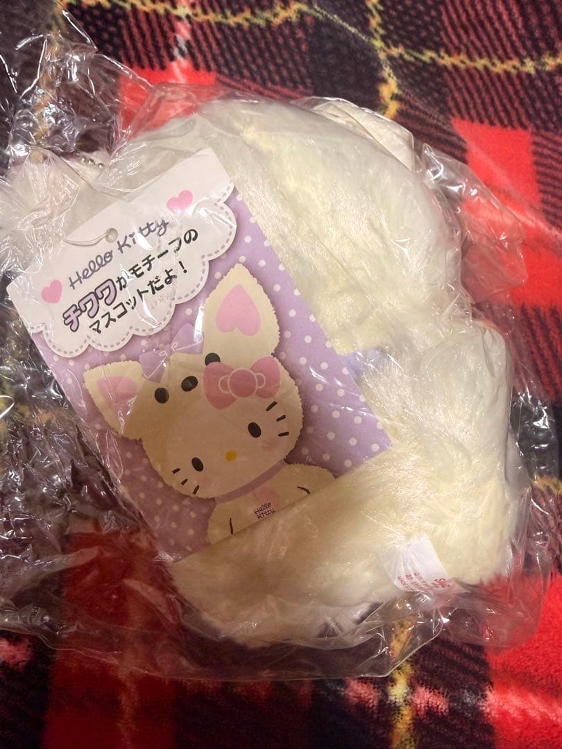 d*2様 希少品ハローキティ チワワ　ぬいぐるみ