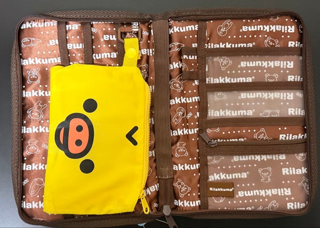 リラックマ　ぬいぐるみ貴重品ケース　母子手帳ケース