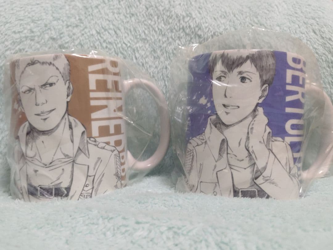 進撃の巨人 WIT STUDIO ライナー ベルトルト マグカップ キーホルダー