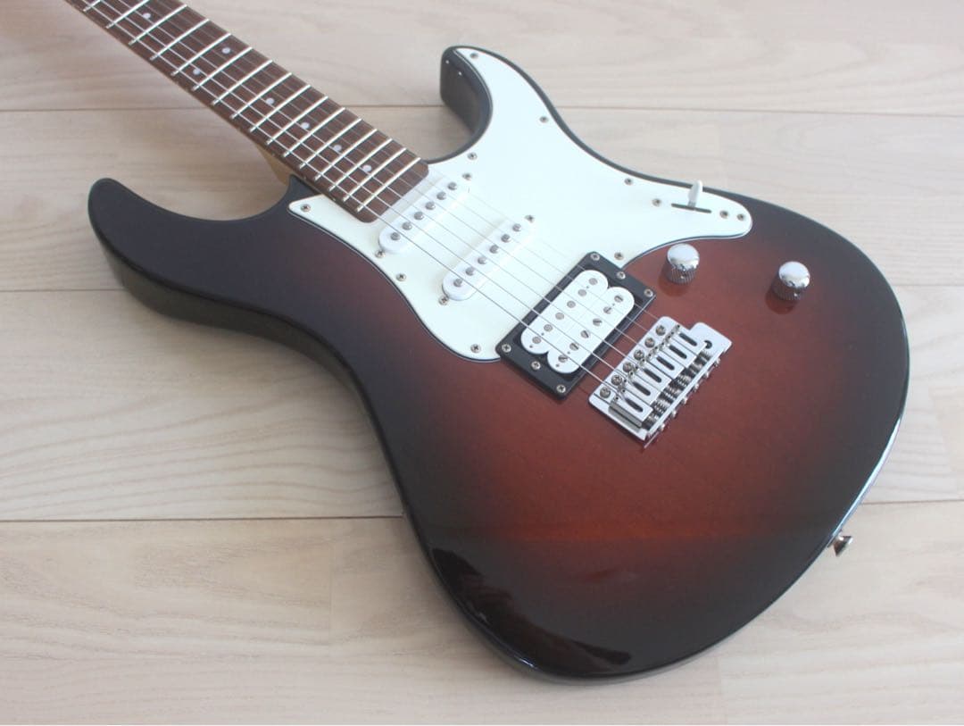 ［ぼっち・ざ・ろっく!］後藤ひとり PACIFICA112V OVS パシフィカ