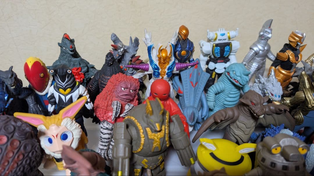 ウルトラマン ウルトラ怪獣 ソフビ 約100体 まとめ売り