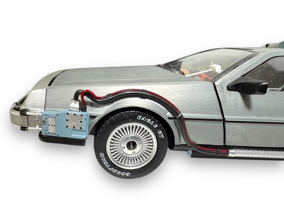 ☆美品　デロリアン　ホットウィール　特別版