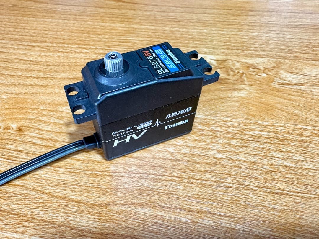 ラジコンヘリ 双葉電子工業 サーボ BLS272SV３個＋BLS276SVセット