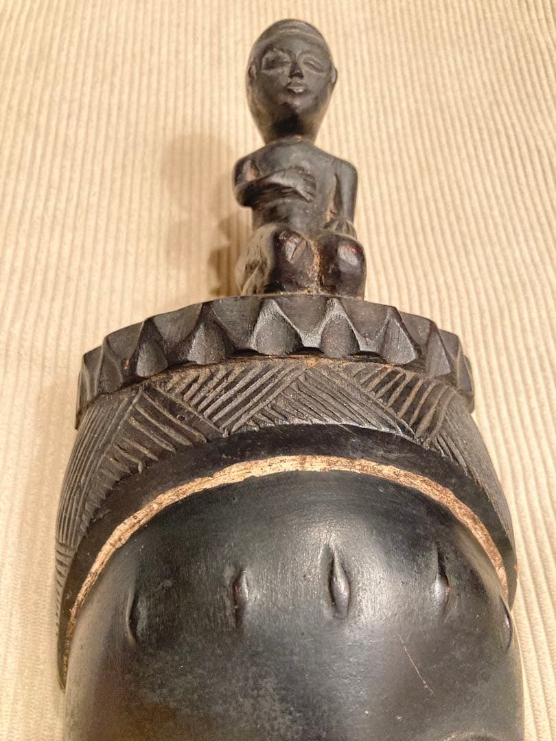 アフリカンマスク　彫刻の名手バウレ族！