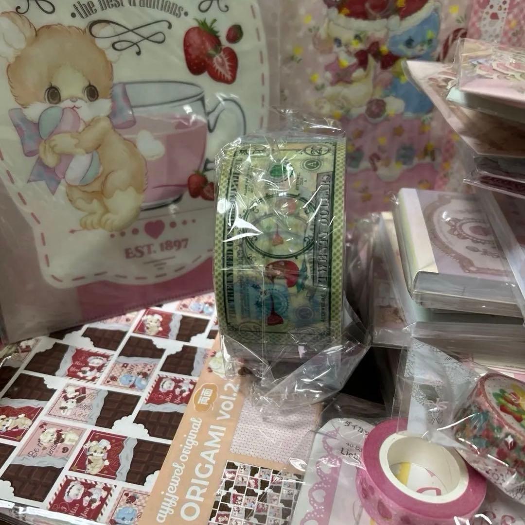 紙モノ大量●可愛いメモやダイカットカードOPPテープ紙モノ文具、新品未使用品多数